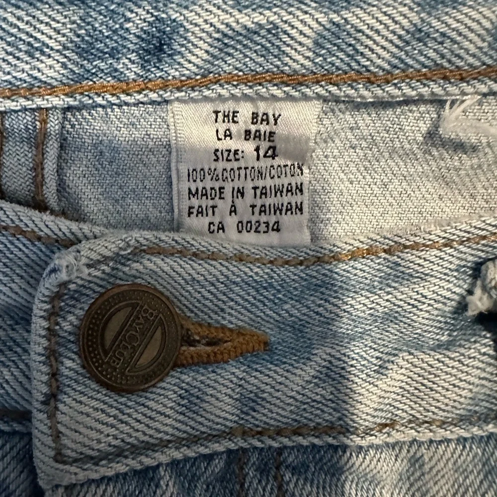 Vintage Bay Club Mom Style High Rise Denim Jean - Picture 7 of 8